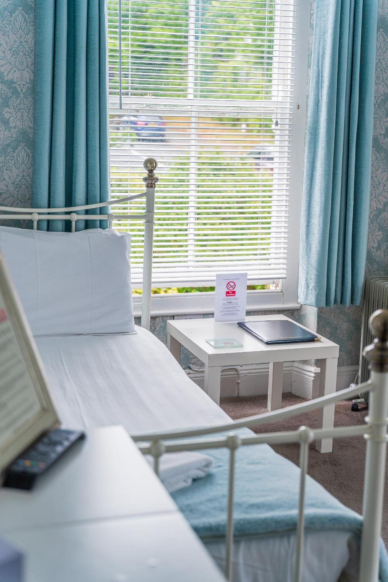Rooms At The Highcliffe Aberporth Ngoại thất bức ảnh