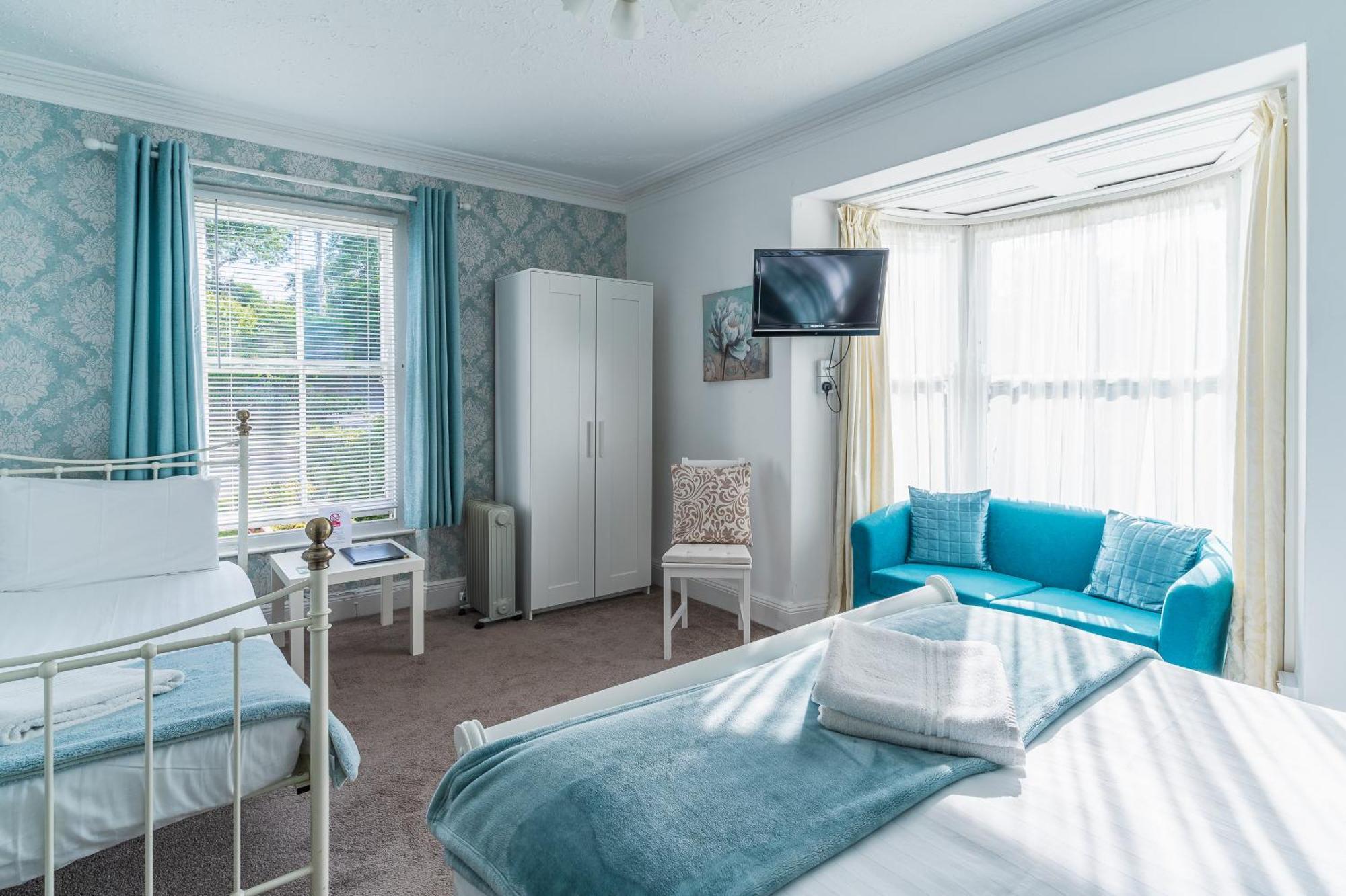 Rooms At The Highcliffe Aberporth Ngoại thất bức ảnh
