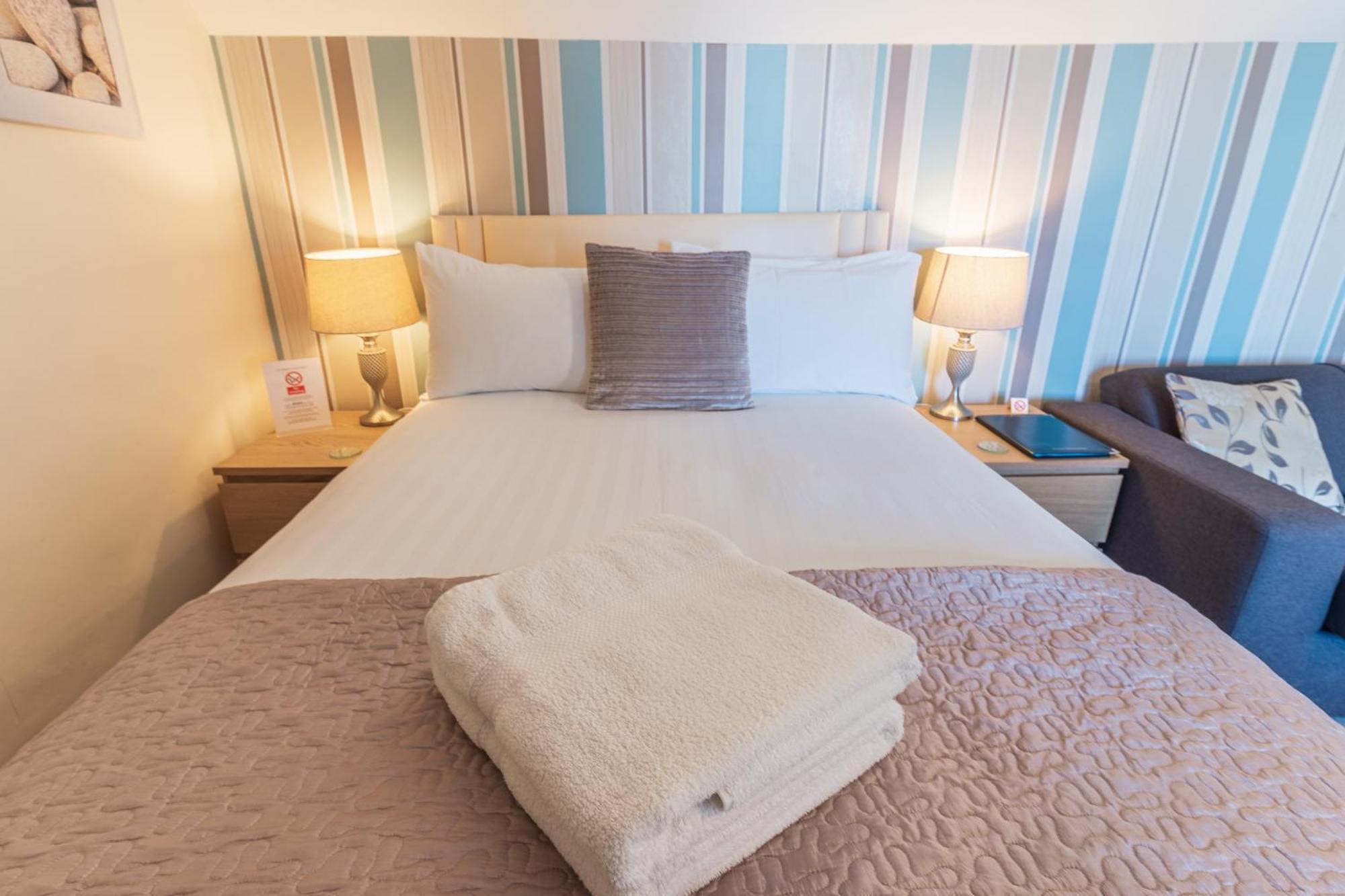 Rooms At The Highcliffe Aberporth Ngoại thất bức ảnh