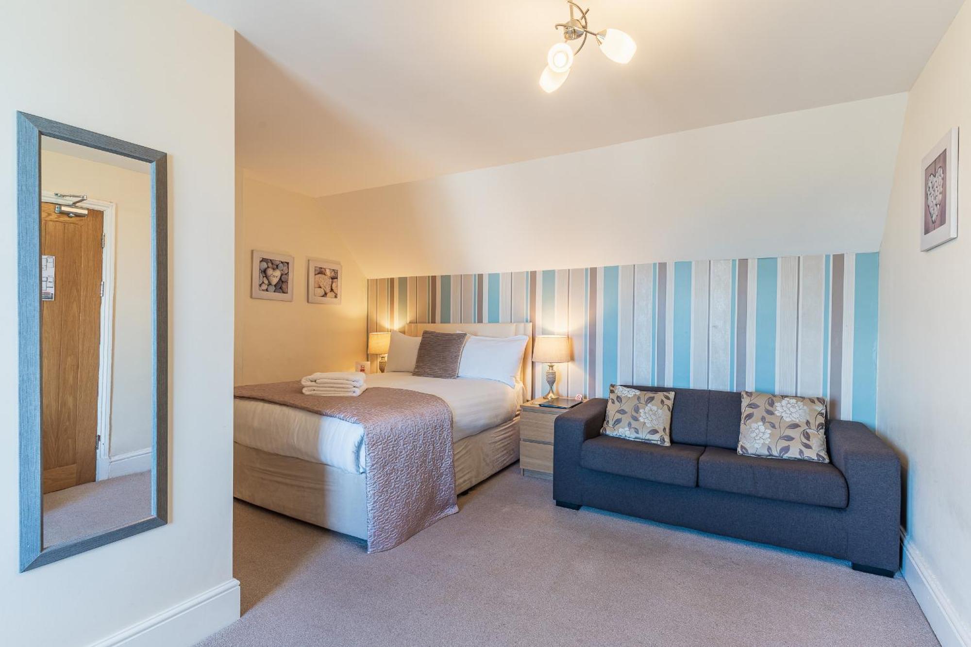 Rooms At The Highcliffe Aberporth Ngoại thất bức ảnh